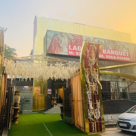 Hotel Lagoona And Banquet Hall New Delhi Extérieur photo