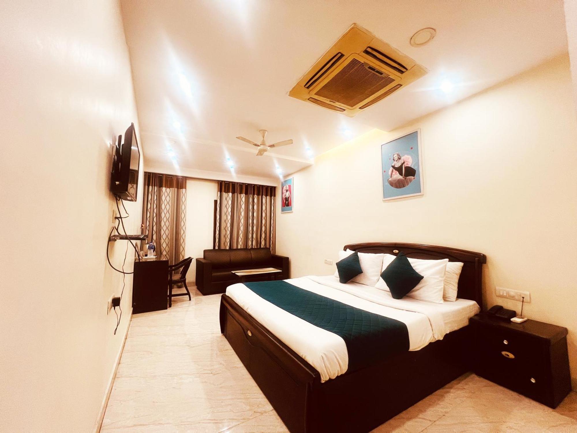 Hotel Lagoona And Banquet Hall New Delhi Extérieur photo