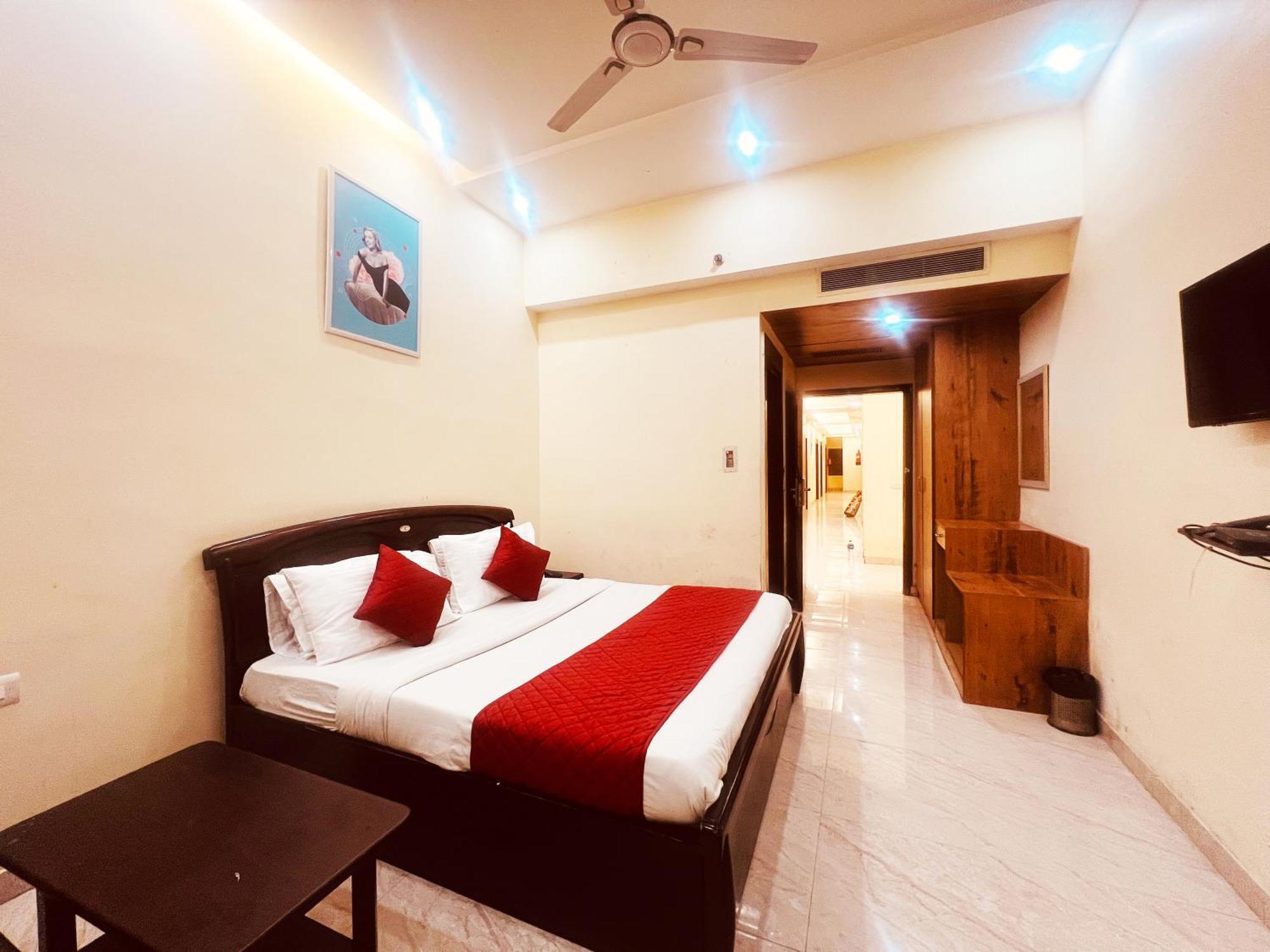 Hotel Lagoona And Banquet Hall New Delhi Extérieur photo