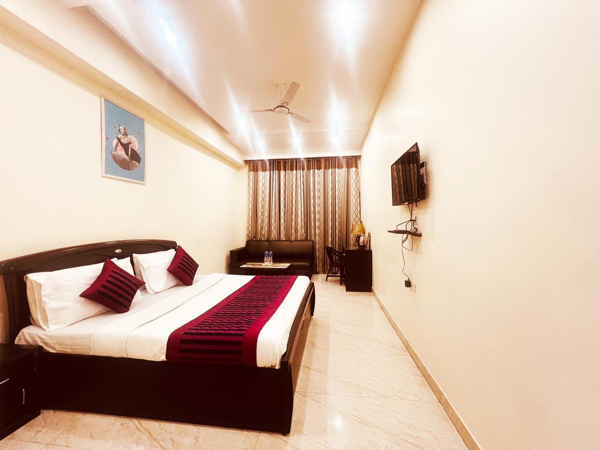 Hotel Lagoona And Banquet Hall New Delhi Extérieur photo